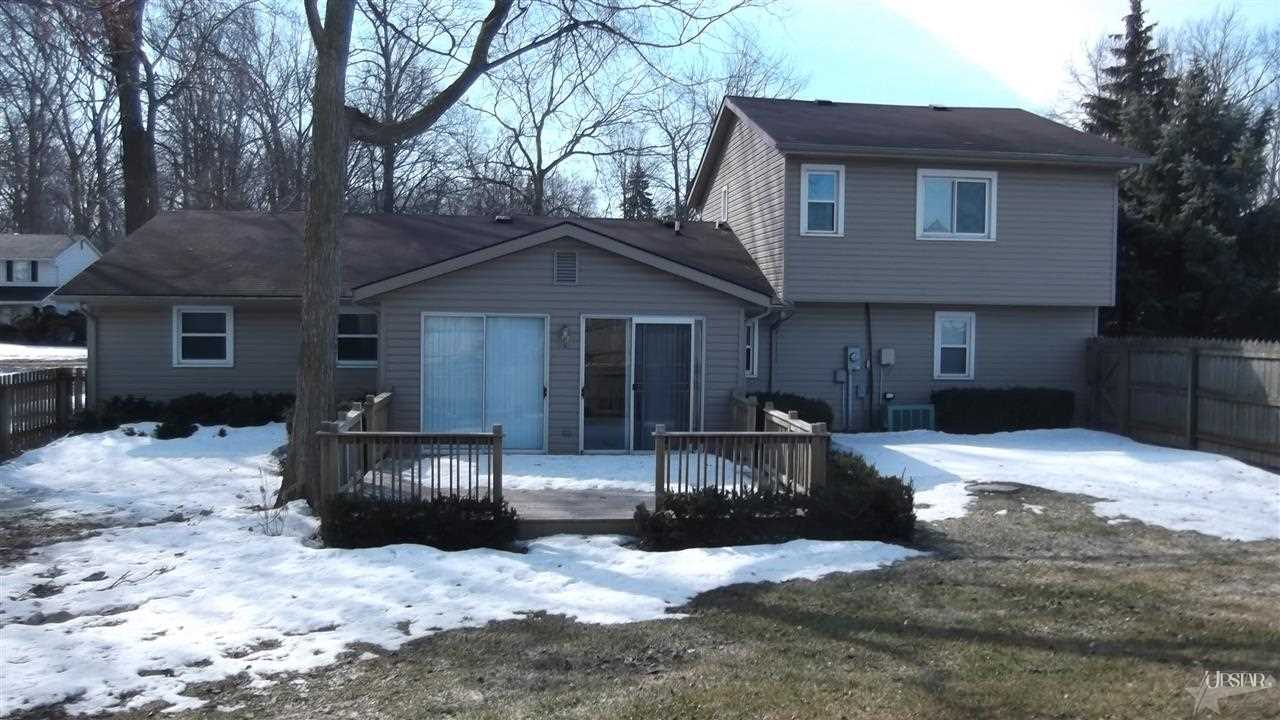6321 Bennington Dr, Fort Wayne, IN 46815 photo 4