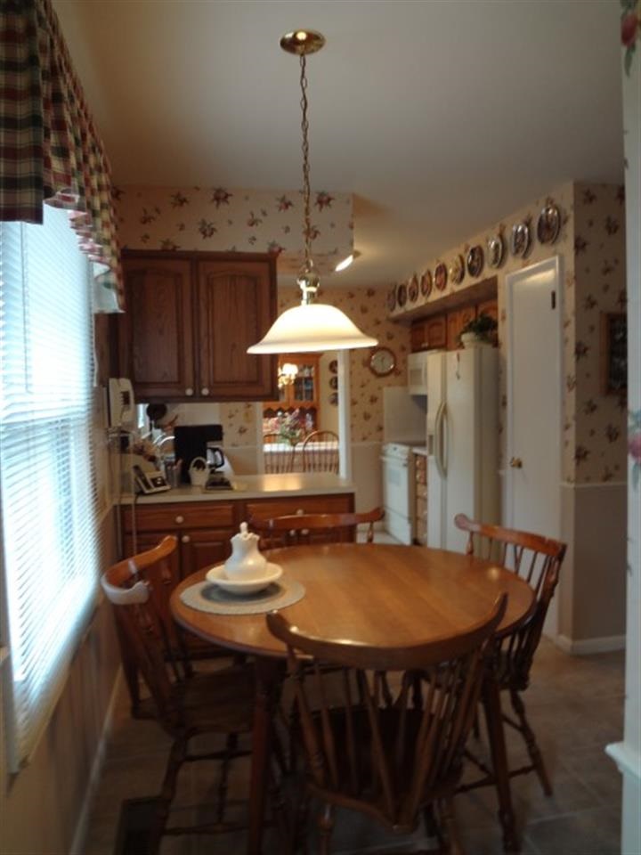 447 S Saint James Blvd, Evansville, IN 47714 photo 12