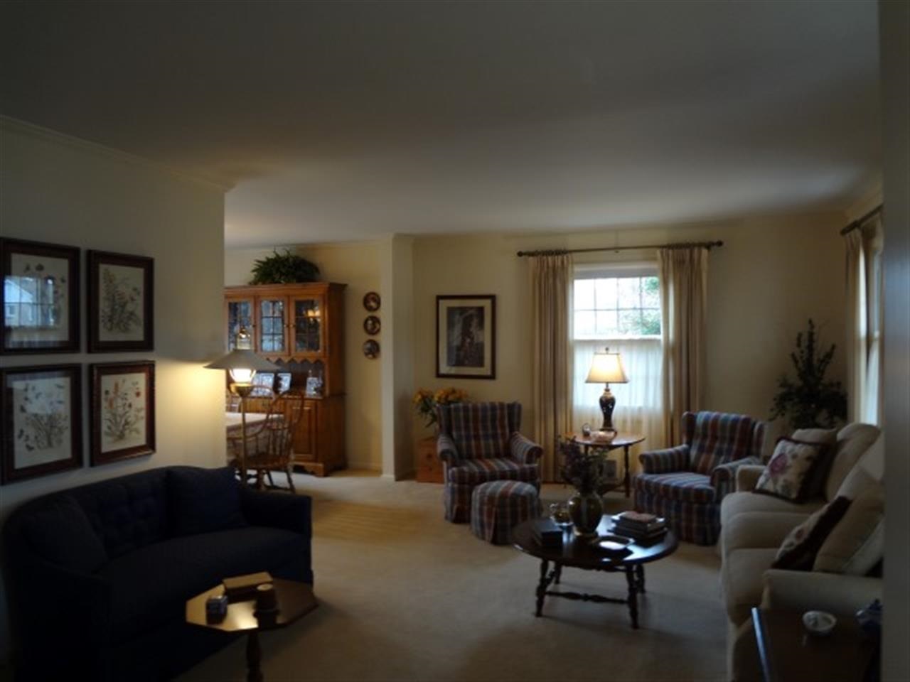 447 S Saint James Blvd, Evansville, IN 47714 photo 4