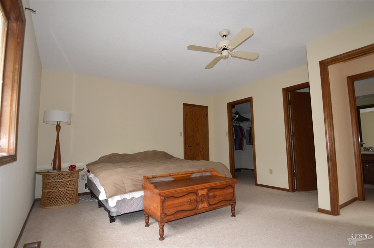 10624 Lake Pointe Dr, Fort Wayne, IN 46845 photo 23