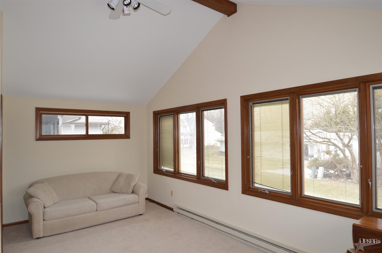 10624 Lake Pointe Dr, Fort Wayne, IN 46845 photo 19