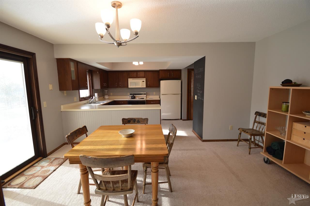 10624 Lake Pointe Dr, Fort Wayne, IN 46845 photo 13