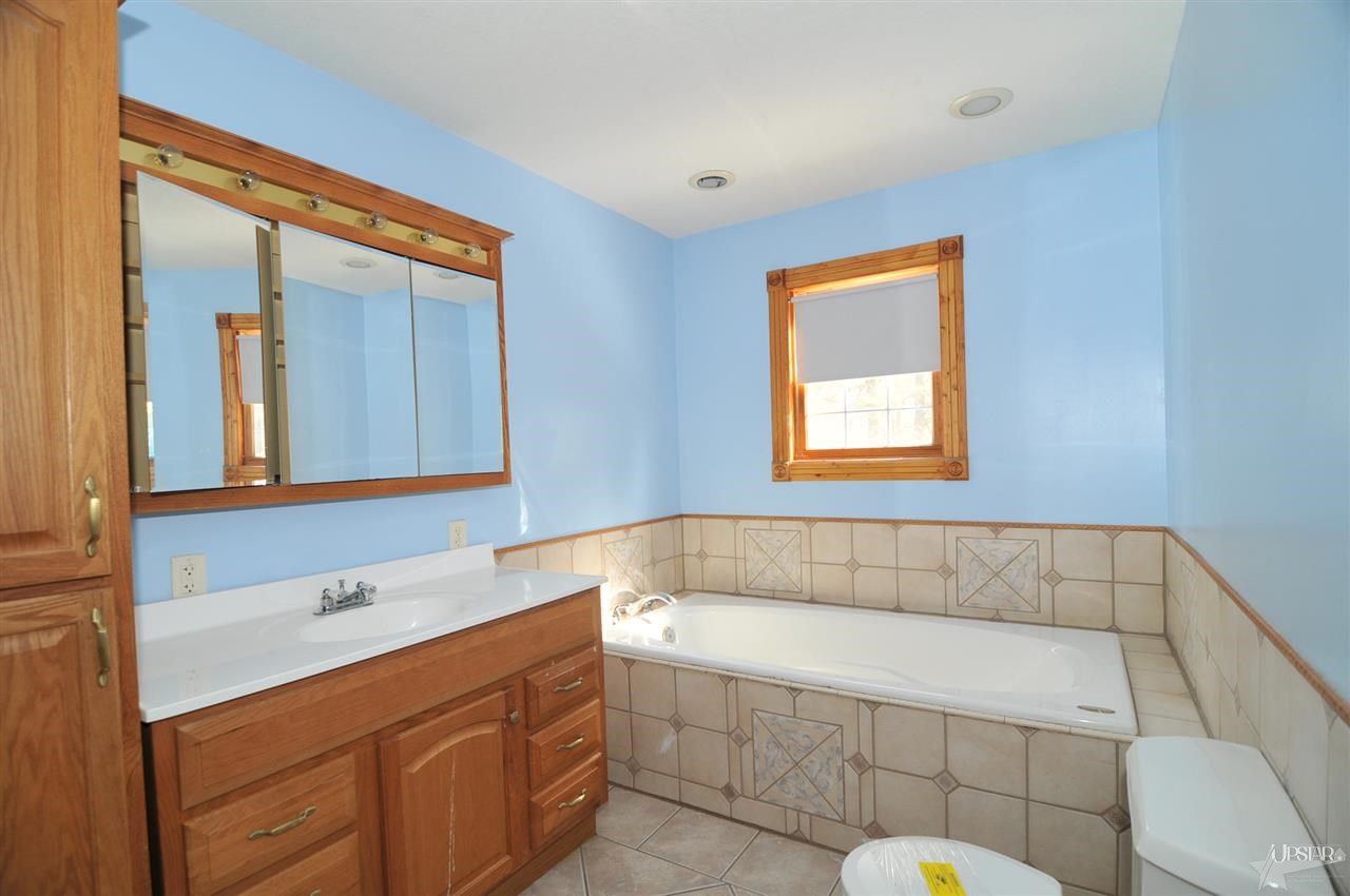 1620 Gillieron Rd, Fort Wayne, IN 46825 photo 11