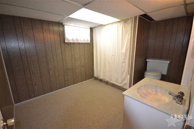 2204 Dellwood Dr, Fort Wayne, IN 46803 photo 19
