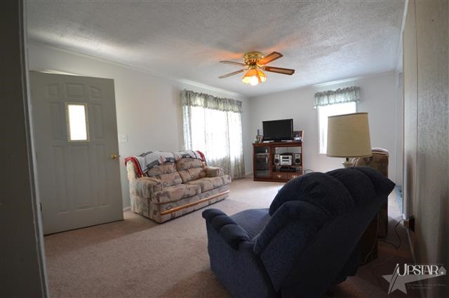 2204 Dellwood Dr, Fort Wayne, IN 46803 photo 3
