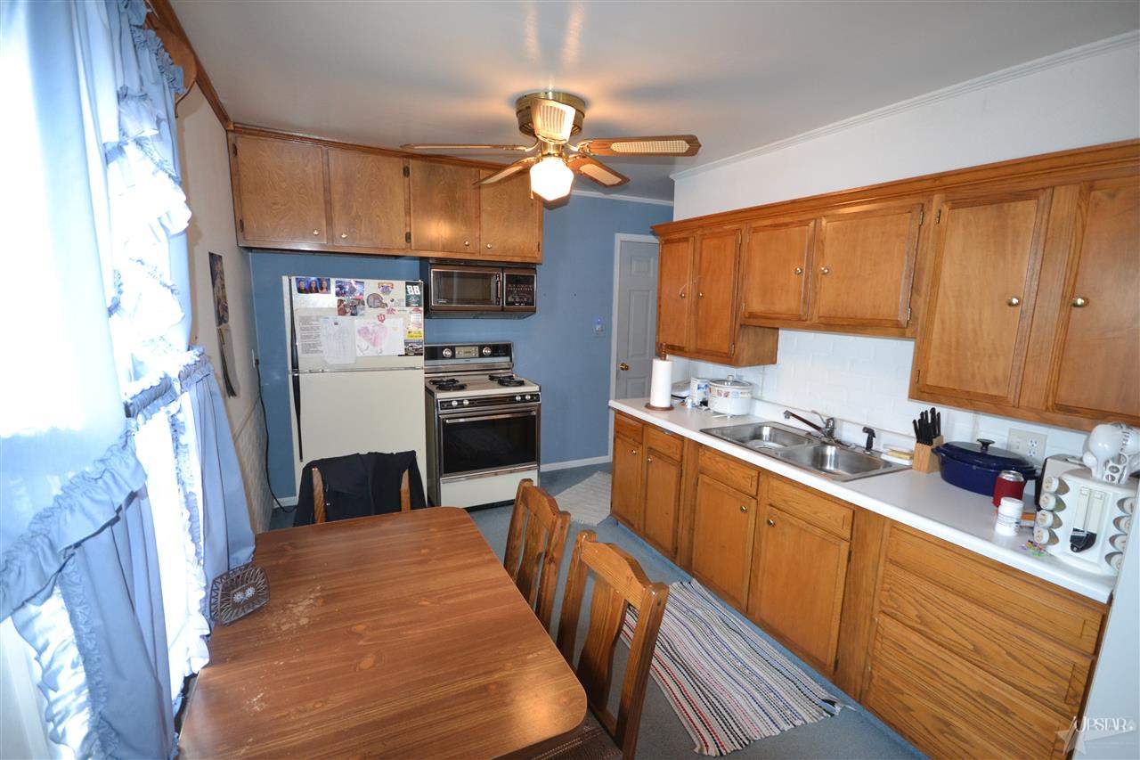 2204 Dellwood Dr, Fort Wayne, IN 46803 photo 9