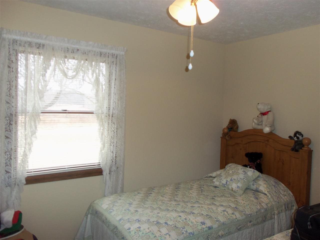 1699 Elliott Dr, Winslow, IN 47598 photo 12