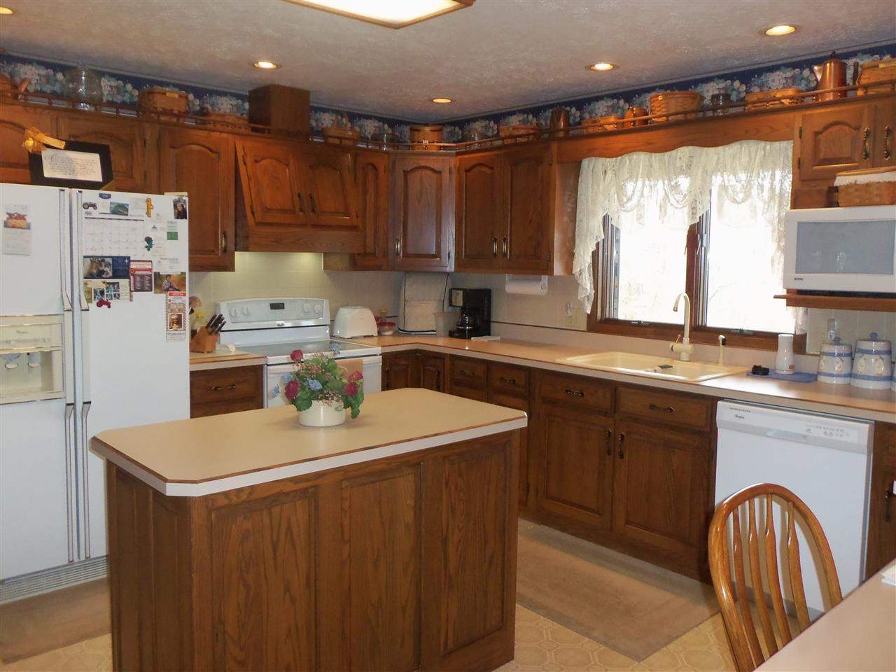1699 Elliott Dr, Winslow, IN 47598 photo 4