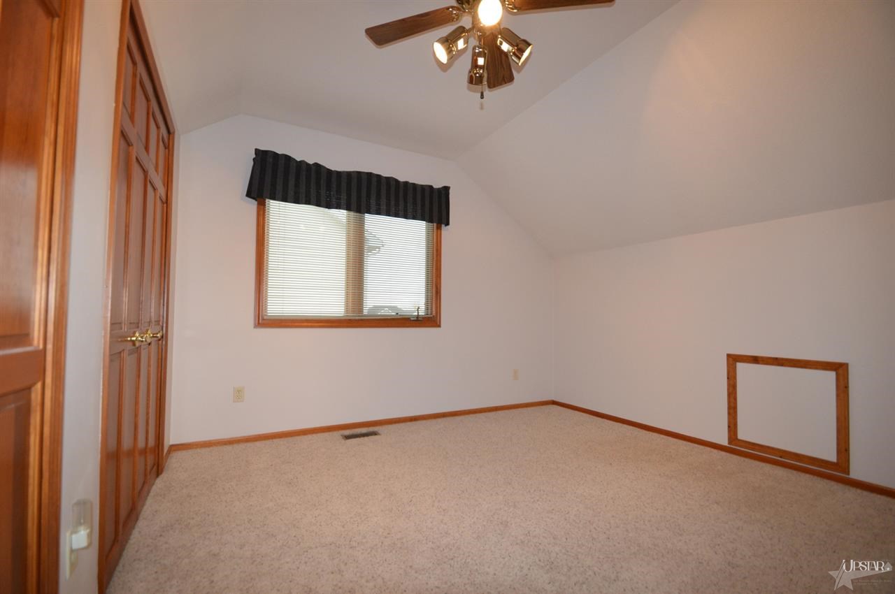 3715 Flowing Brook Dr, Fort Wayne, IN 46818 photo 20
