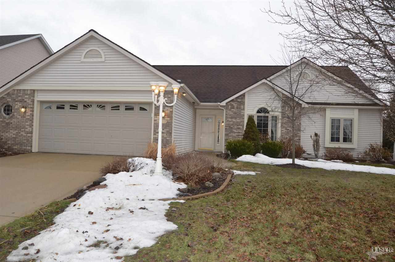 3715 Flowing Brook Dr, Fort Wayne, IN 46818 photo 1