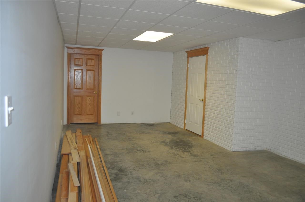 702 E 21st St, Ferdinand, IN 47532 photo 22