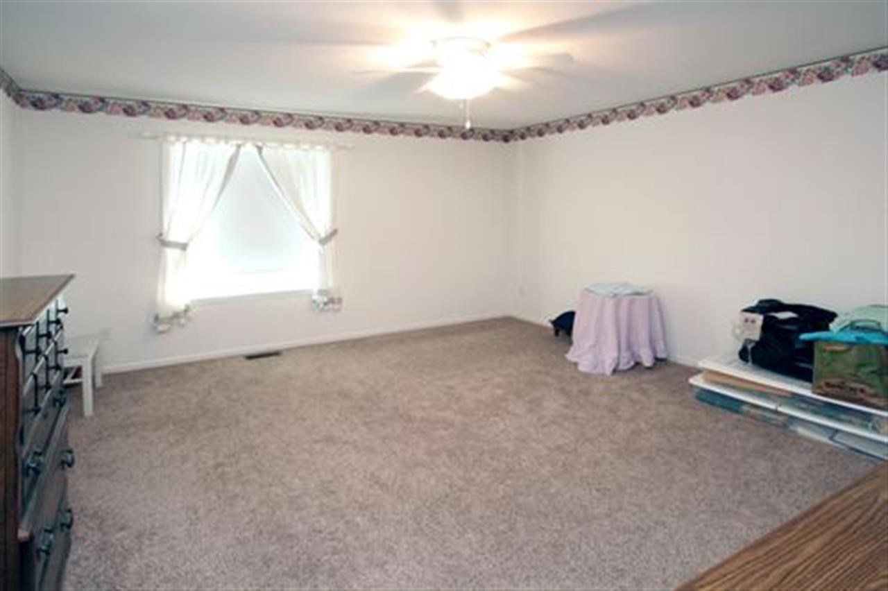 18532 Garwood Ct, South Bend, IN 46637 photo 17