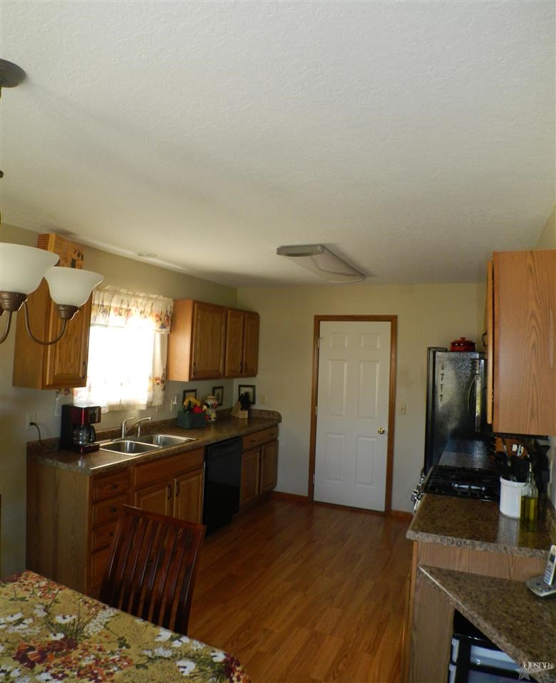 9514 Timber Wheel Ct, Fort Wayne, IN 46835 photo 3