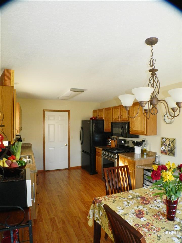 9514 Timber Wheel Ct, Fort Wayne, IN 46835 photo 6