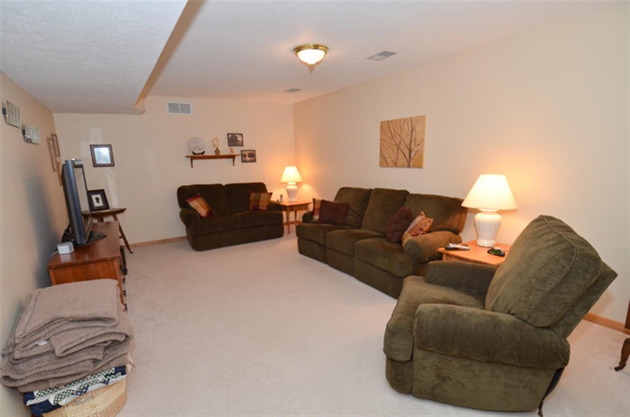 55050 Patrician Park Dr, Osceola, IN 46561 photo 20