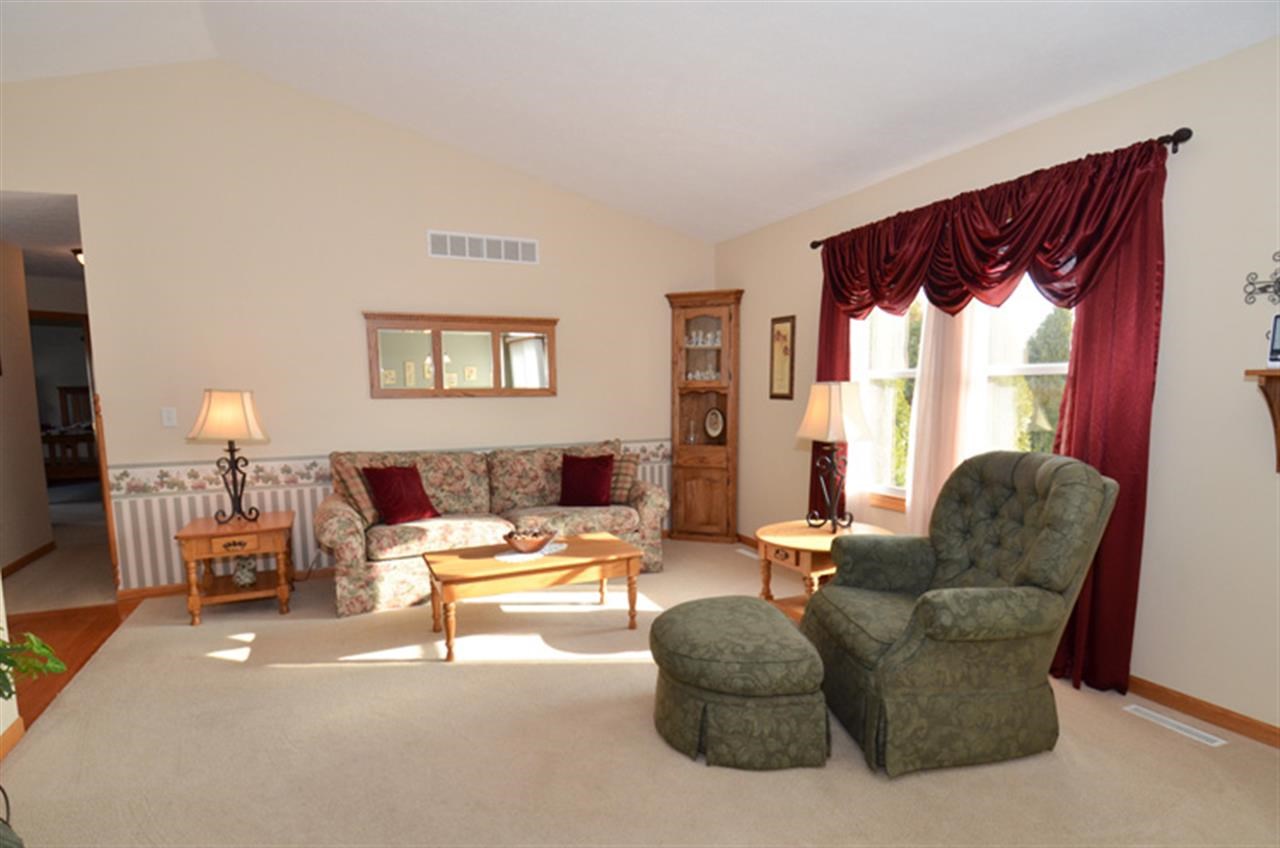 55050 Patrician Park Dr, Osceola, IN 46561 photo 10