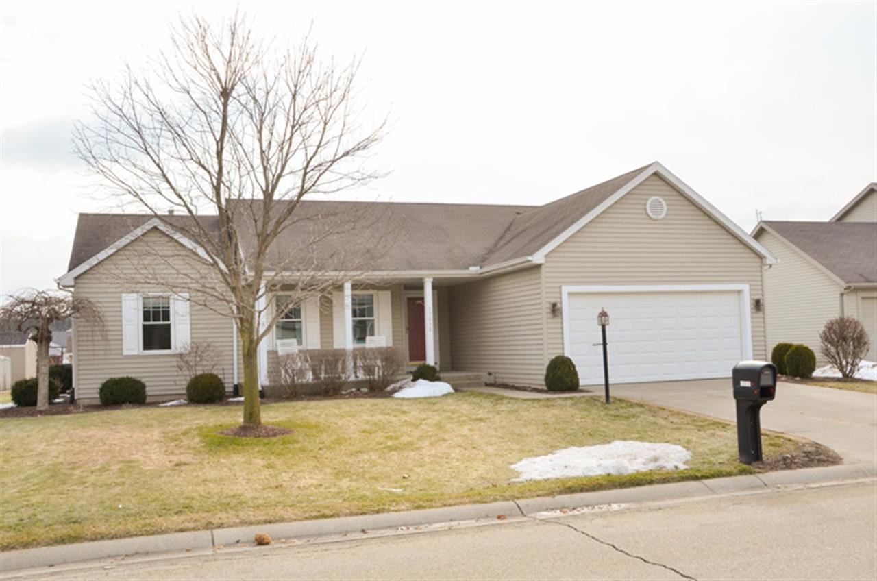 55050 Patrician Park Dr, Osceola, IN 46561 photo 1