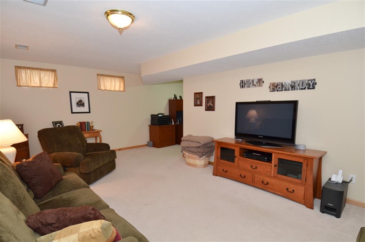 55050 Patrician Park Dr, Osceola, IN 46561 photo 21