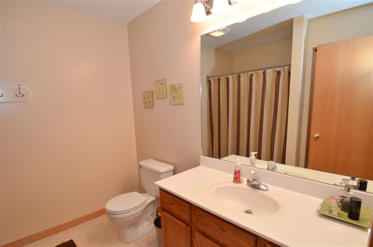 55050 Patrician Park Dr, Osceola, IN 46561 photo 5