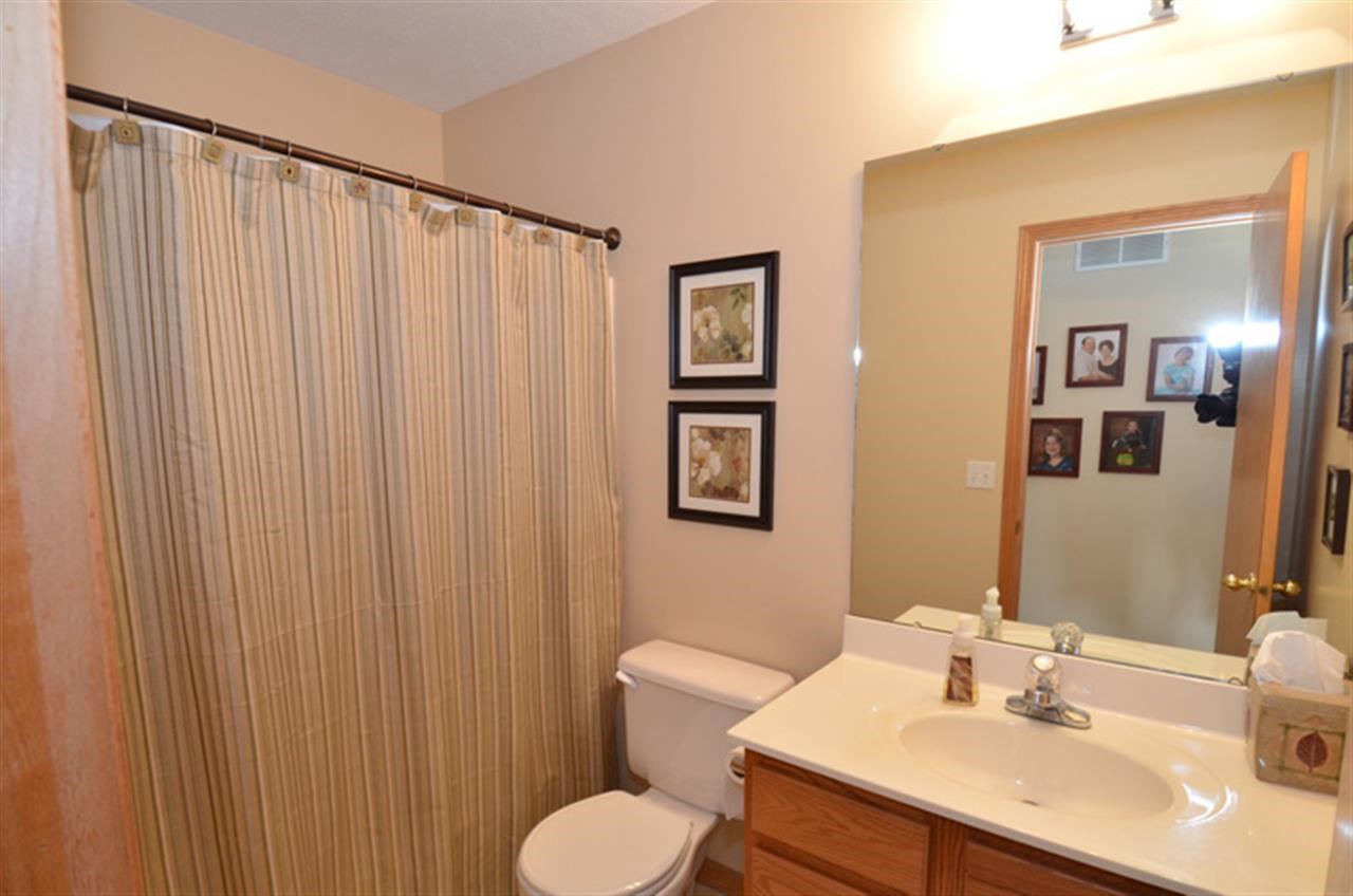 55050 Patrician Park Dr, Osceola, IN 46561 photo 12