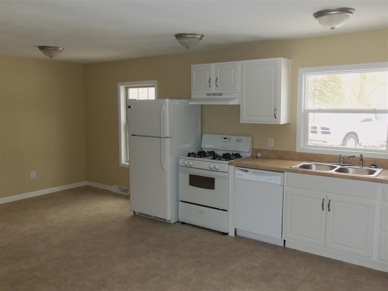 29557 County Road 2, Elkhart, IN 46514 photo 10