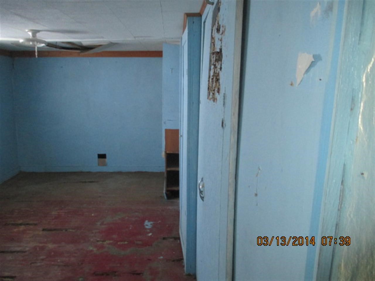 715 E 32nd St, Marion, IN 46953 photo 11