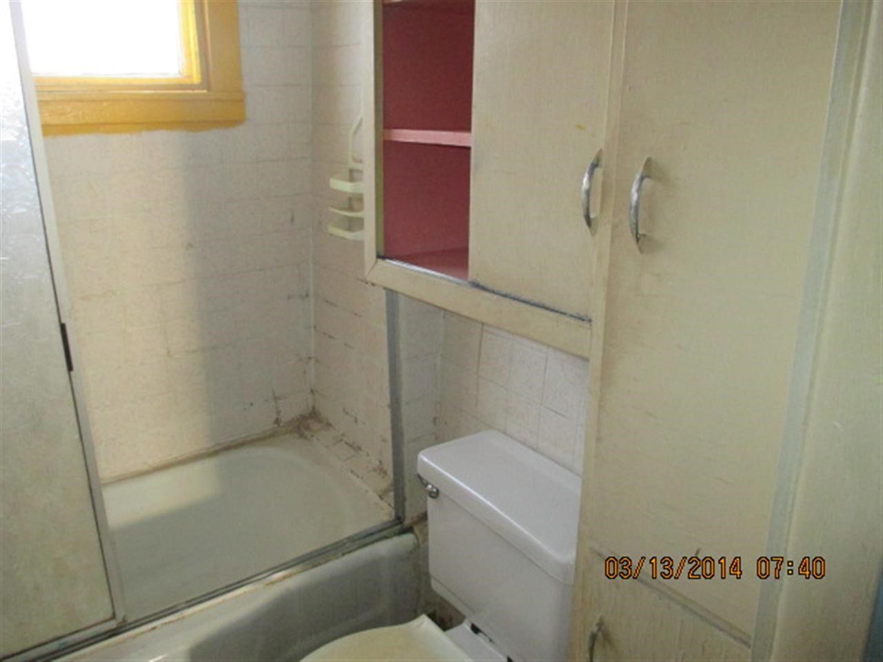 715 E 32nd St, Marion, IN 46953 photo 12