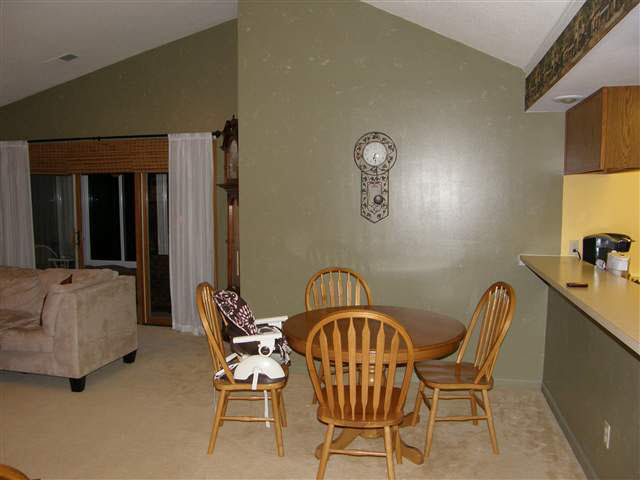 800 E Arthur St #a6, Warsaw, IN 46580 photo 2