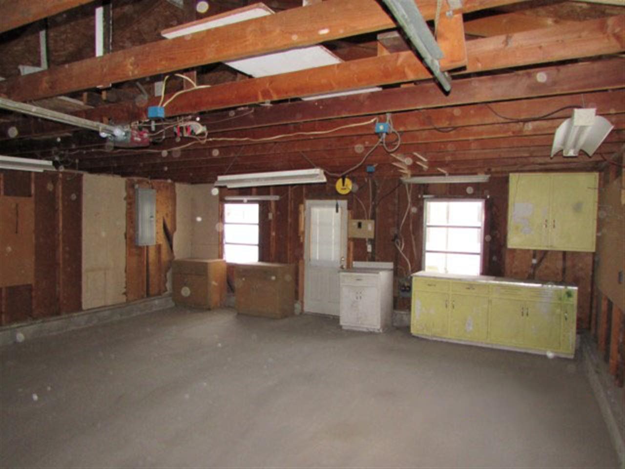 355 E Green St, Frankfort, IN 46041 photo 19