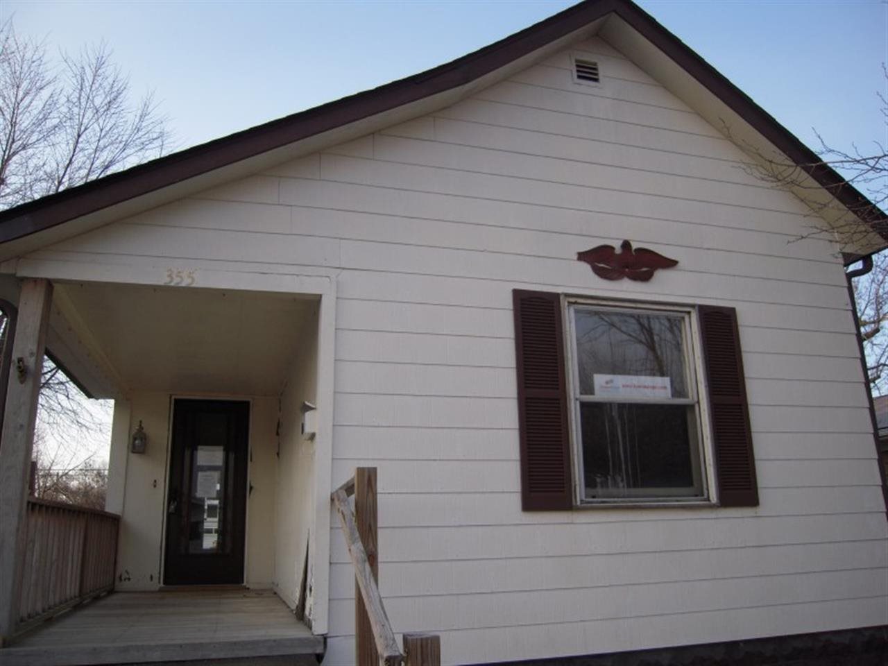 355 E Green St, Frankfort, IN 46041 photo 1