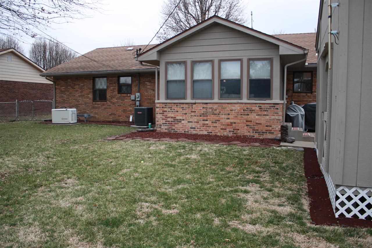 1220 Mockingbird Ln, Mount Vernon, IN 47620 photo 20