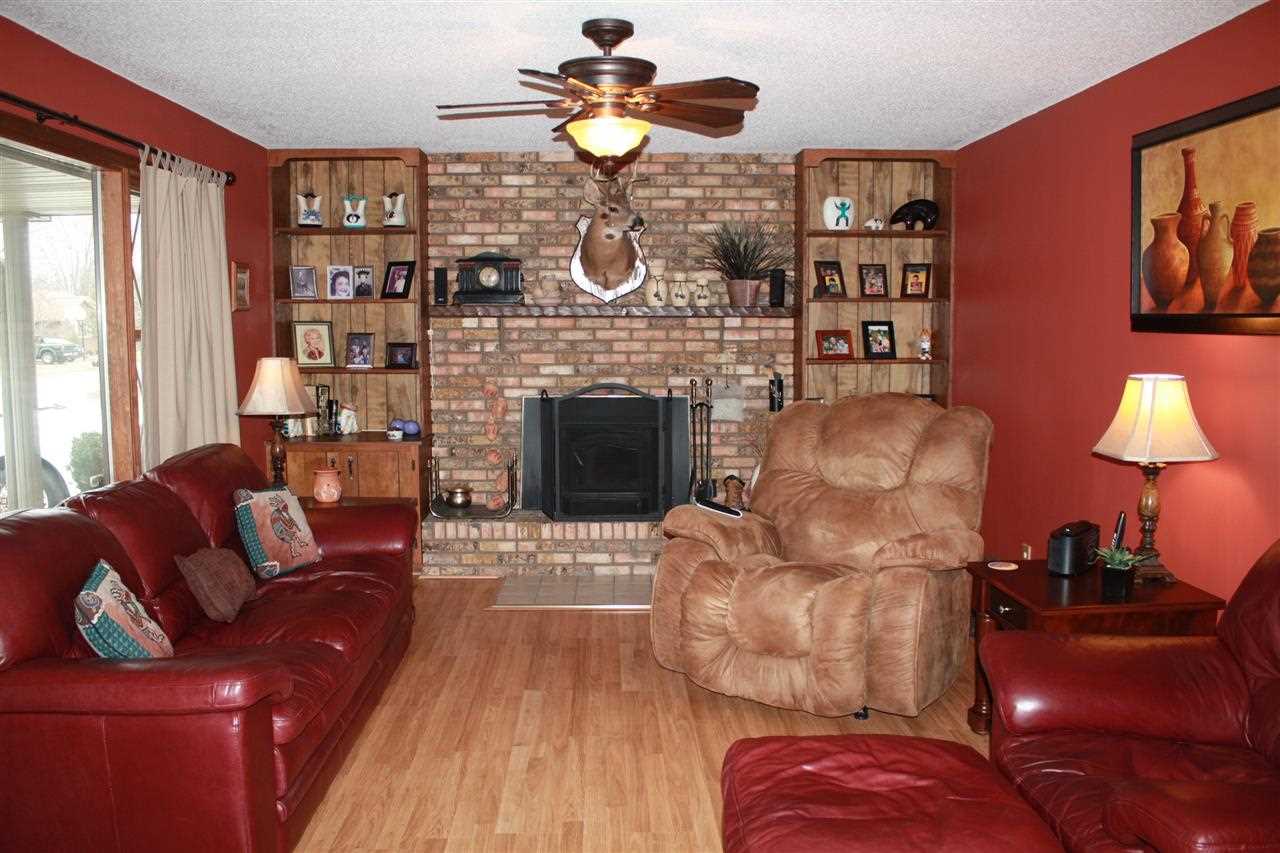 1220 Mockingbird Ln, Mount Vernon, IN 47620 photo 10