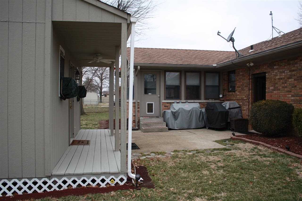 1220 Mockingbird Ln, Mount Vernon, IN 47620 photo 22