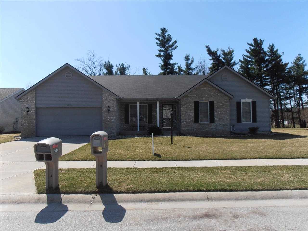 18288 Munich Ponds Dr, South Bend, IN 46637 photo 1