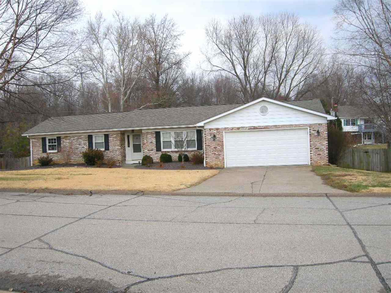 5122 E Sherwood Dr, Newburgh, IN 47630 photo 1