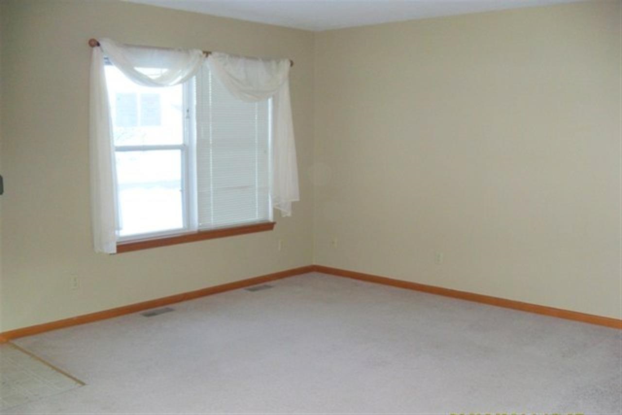 2701 Lismore Dr, Goshen, IN 46526 photo 4