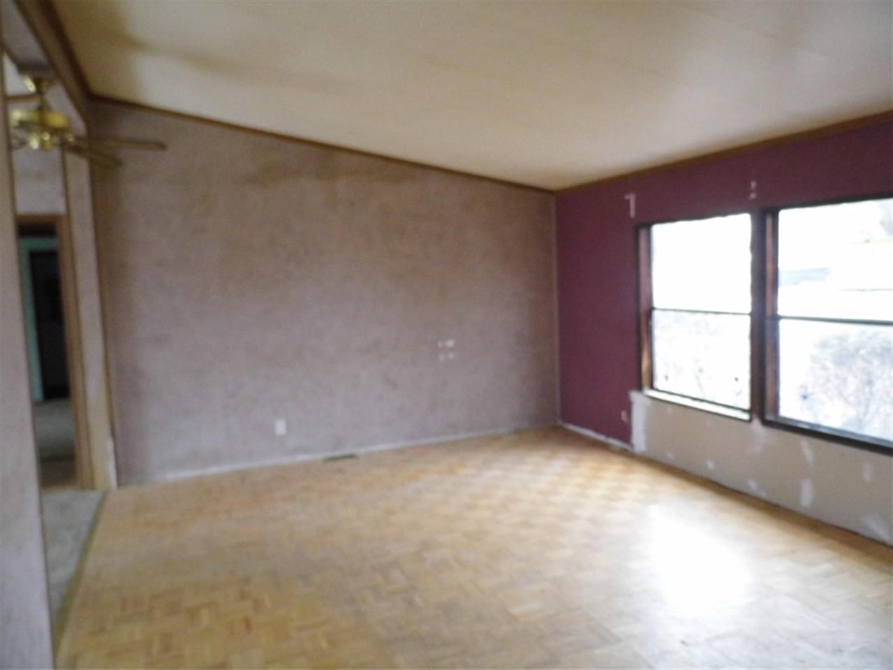8819 W Division Line Rd, Delphi, IN 46923 photo 2