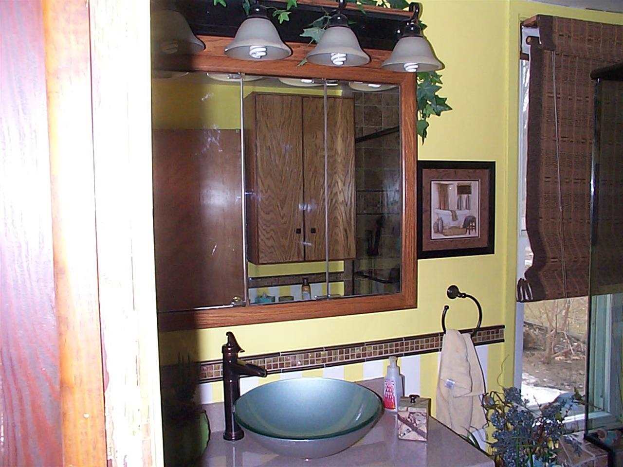 248 W Main St, Butler, IN 46721 photo 12