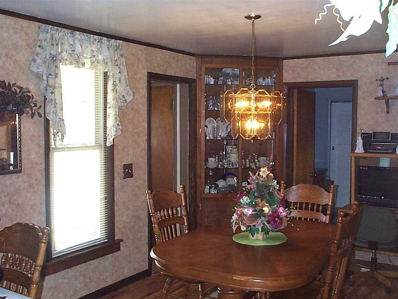 248 W Main St, Butler, IN 46721 photo 10
