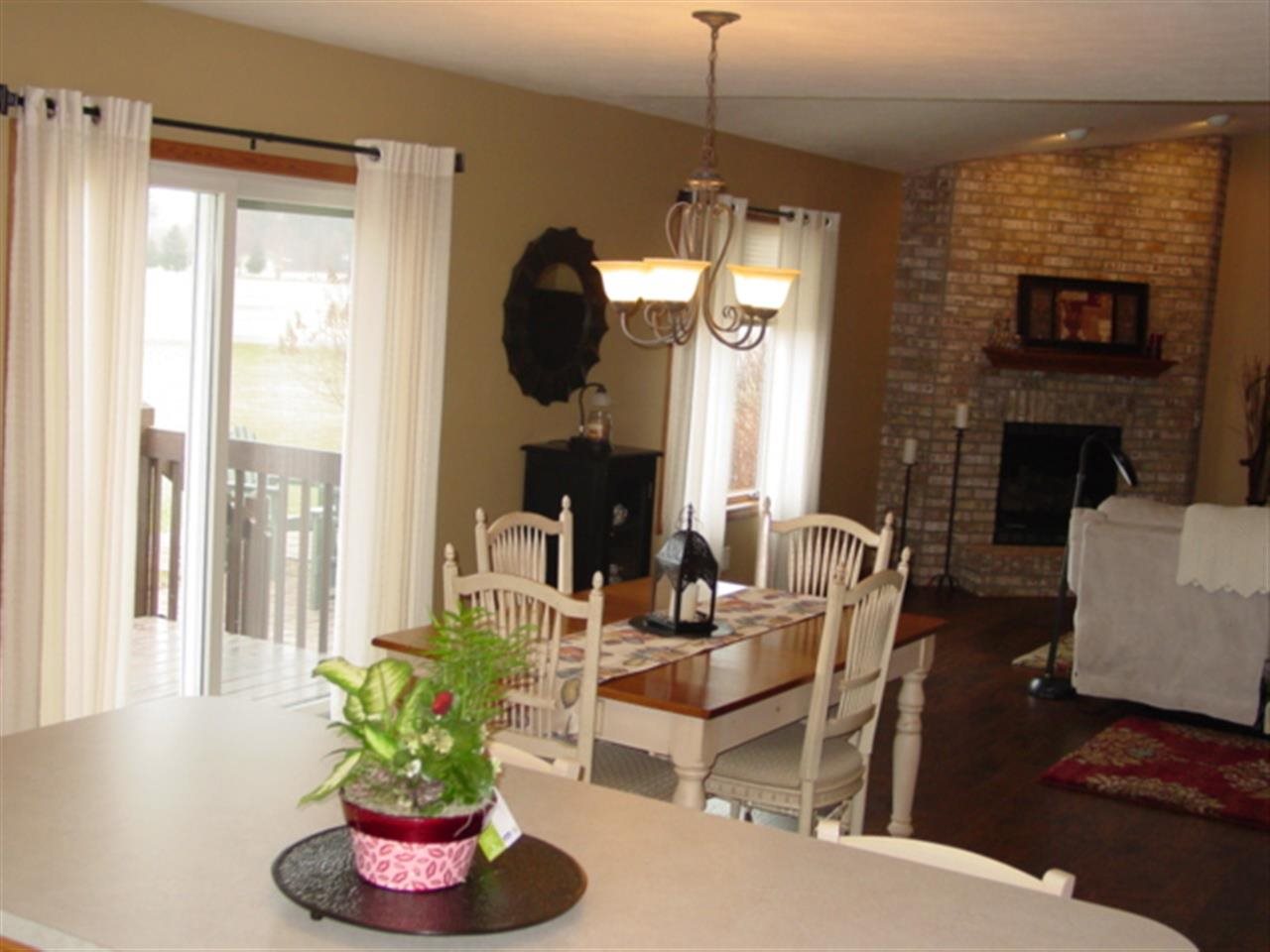 3340 N Royal Oak Ct, Warsaw, IN 46582 photo 5