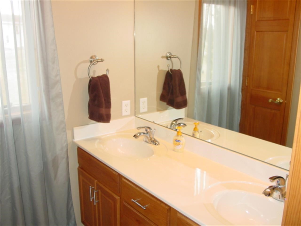3340 N Royal Oak Ct, Warsaw, IN 46582 photo 17