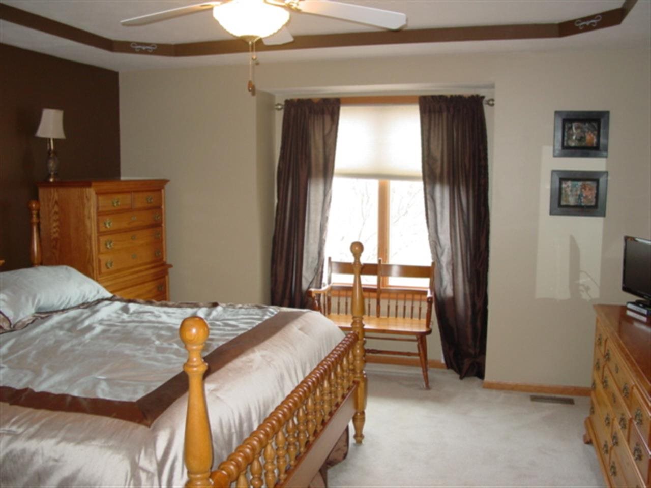 3340 N Royal Oak Ct, Warsaw, IN 46582 photo 13