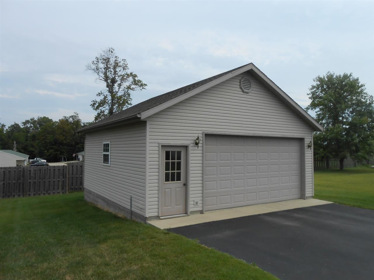 7310 W Reeves Rd, Bloomington, IN 47404 photo 14