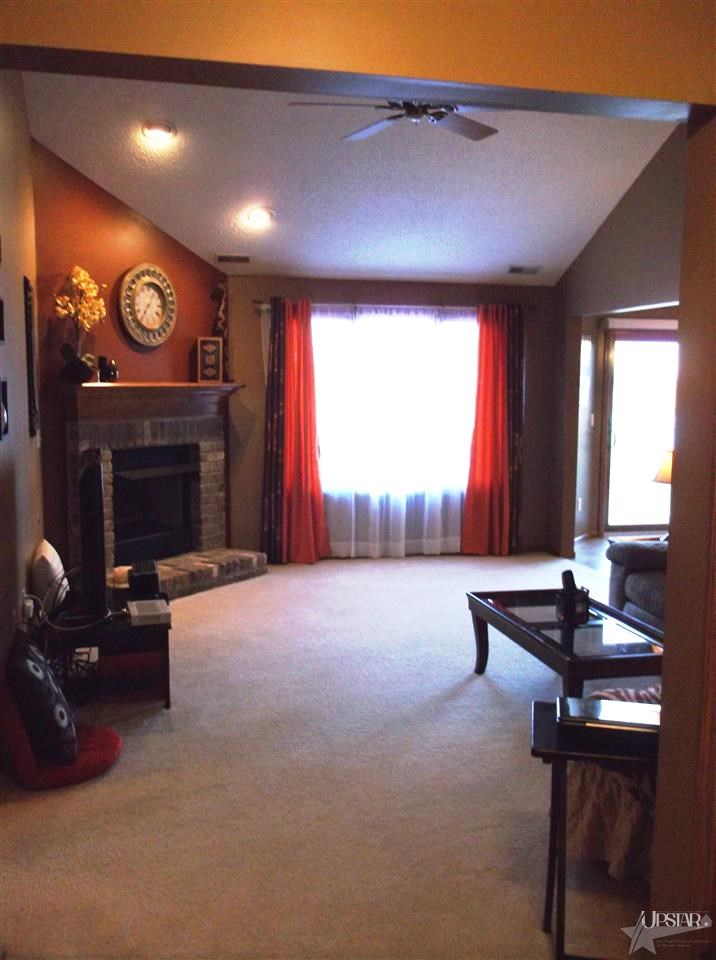 12310 Tumblebrook Ln, Fort Wayne, IN 46818 photo 3