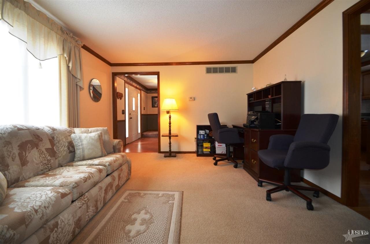 4217 Holly Tree Pl, Fort Wayne, IN 46804 photo 4