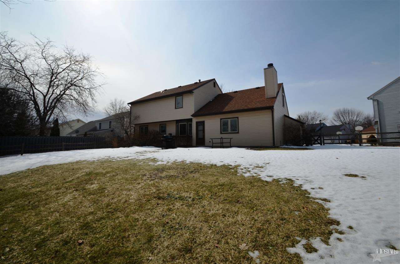 4217 Holly Tree Pl, Fort Wayne, IN 46804 photo 2
