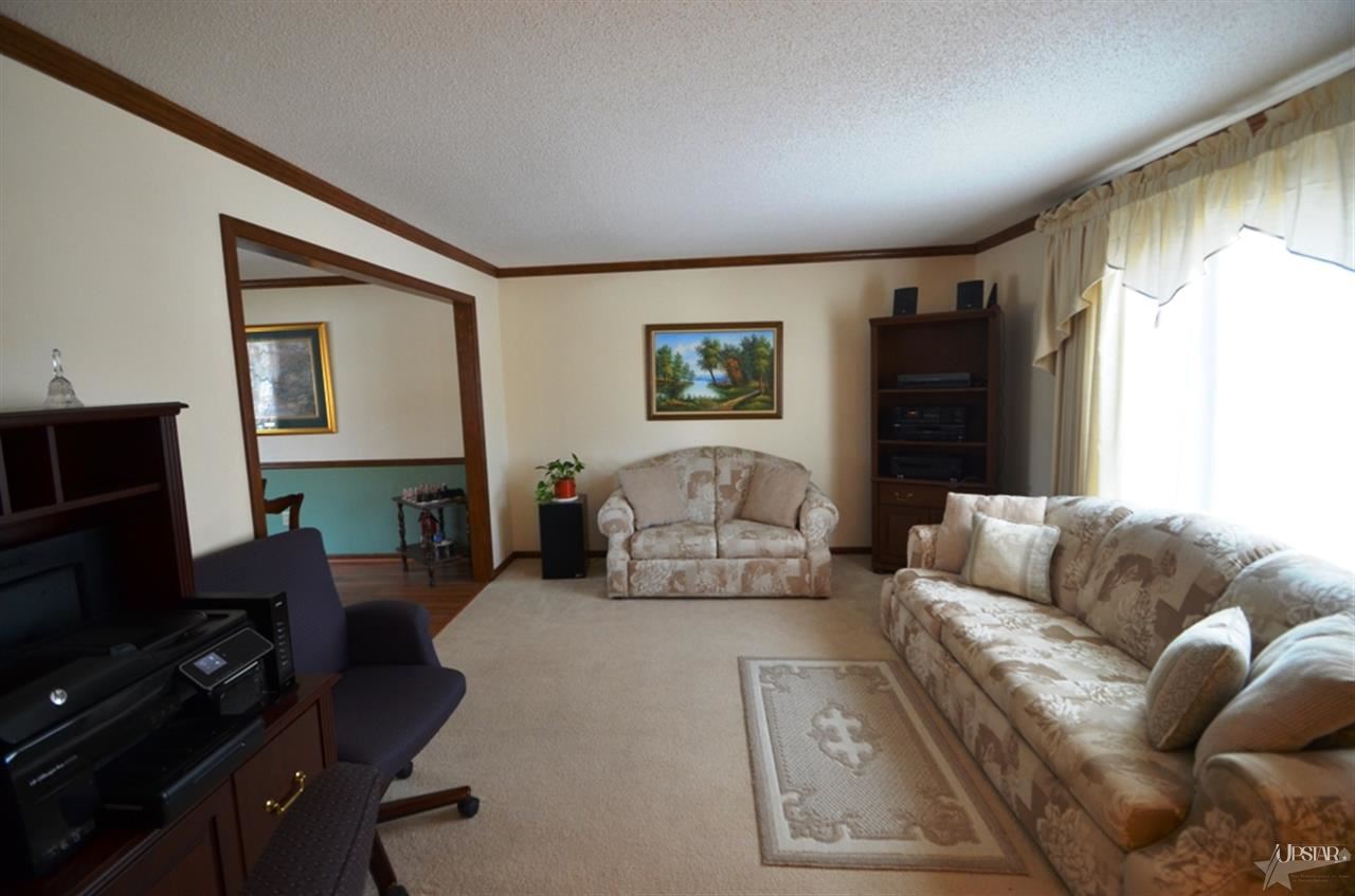 4217 Holly Tree Pl, Fort Wayne, IN 46804 photo 3