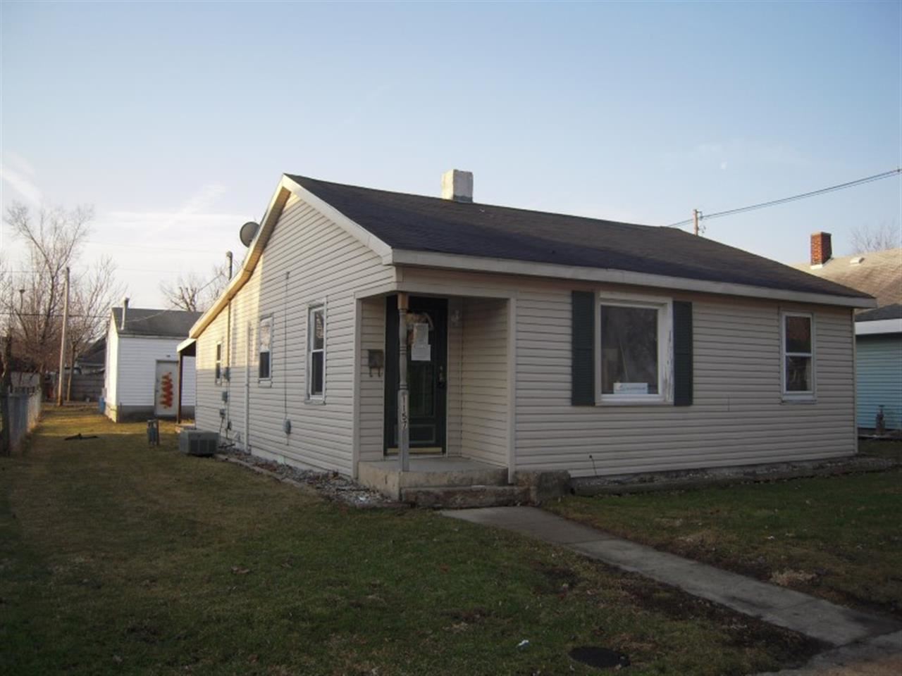 1157 W Mcclurg St, Frankfort, IN 46041 photo 1