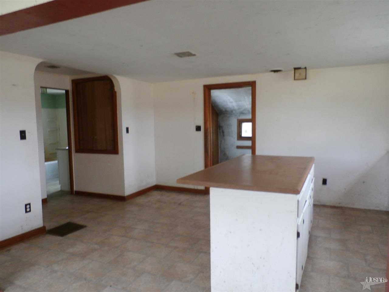 3919 Mahon, Roanoke, IN 46783 photo 6