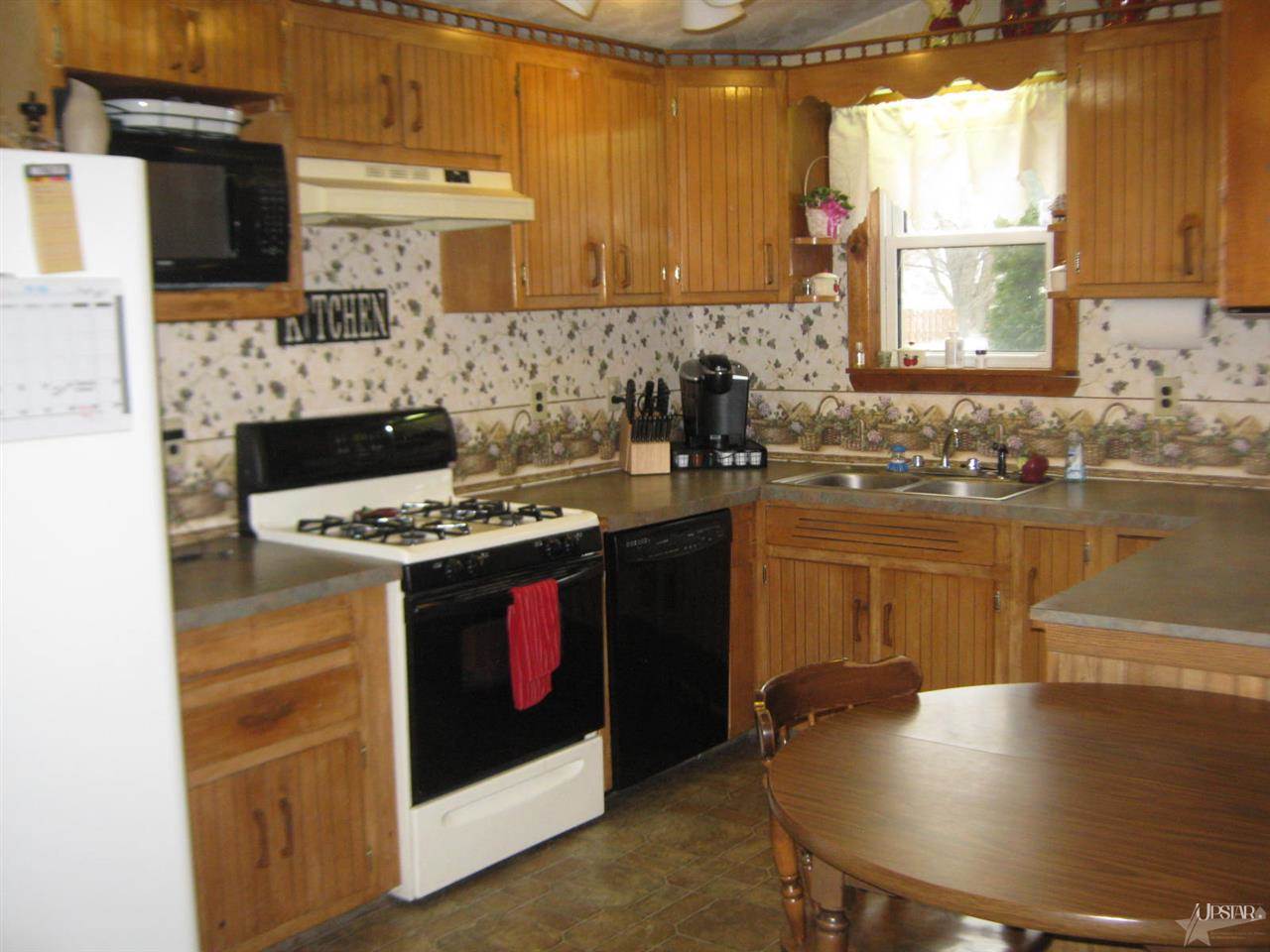 505 S Indiana St, Bluffton, IN 46714 photo 8
